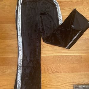 Olive & Oak Lounge Pant - Size Medium
